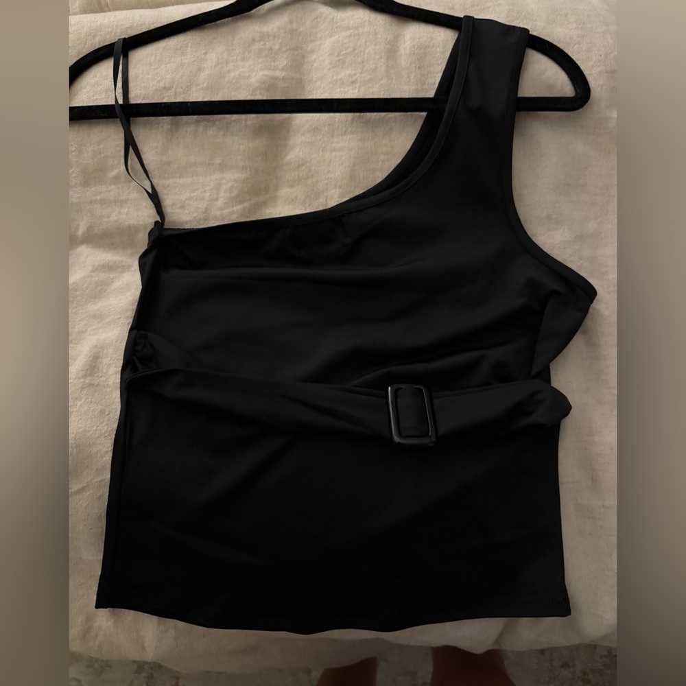 One Shoulder Tank - Picture 2 of 5